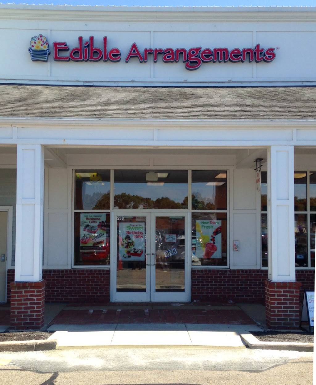 Edible Arrangements | 95 Washington St, Canton, MA 02021, USA | Phone: (781) 821-5400