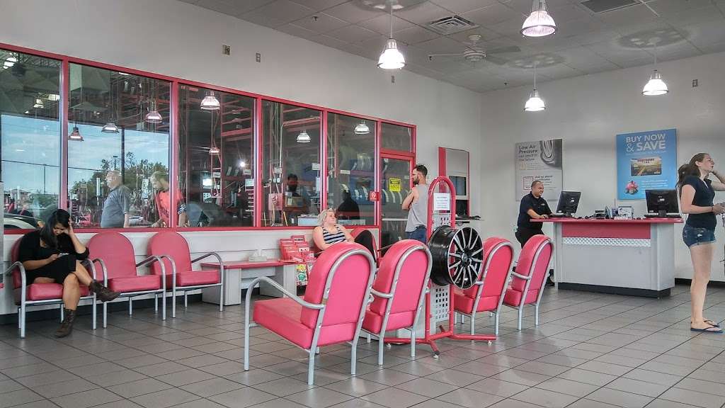 Discount Tire | 4661 E Sunset Rd, Henderson, NV 89014, USA | Phone: (702) 435-1533