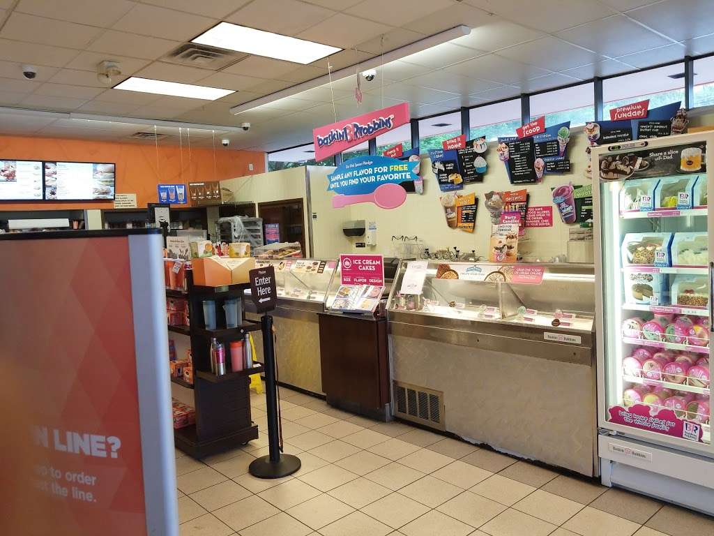 Dunkin Donuts | BJs Wholesale Club, 3303 Crompond Rd, Yorktown Heights, NY 10598, USA