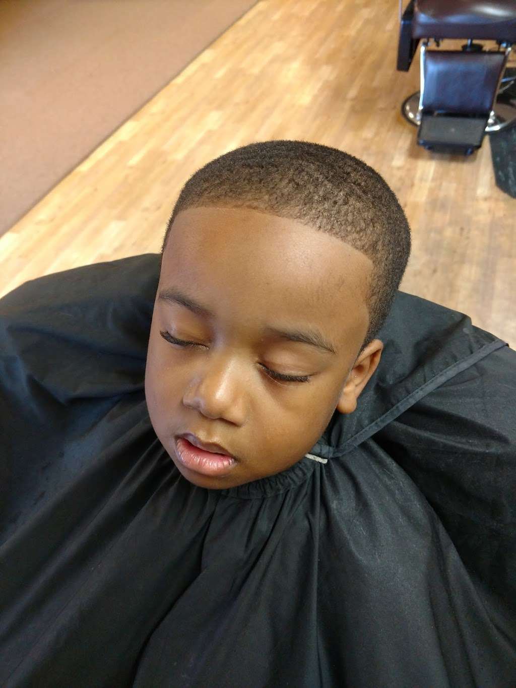 Distinguished Kuts | 1411 Charlotte Hwy, Lancaster, SC 29720, USA | Phone: (803) 285-1202