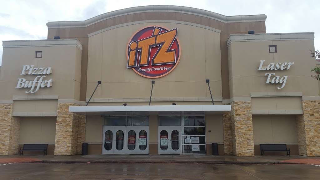 iTZ Family, Food, & Fun- Pasadena | 5950 Fairmont Pkwy, Pasadena, TX 77505, USA | Phone: (281) 998-2424