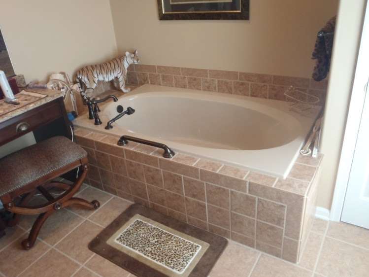 Richard Henofer Remodeling Contractors | 125 Bridgeview Dr, Perkasie, PA 18944, USA | Phone: (215) 669-3173