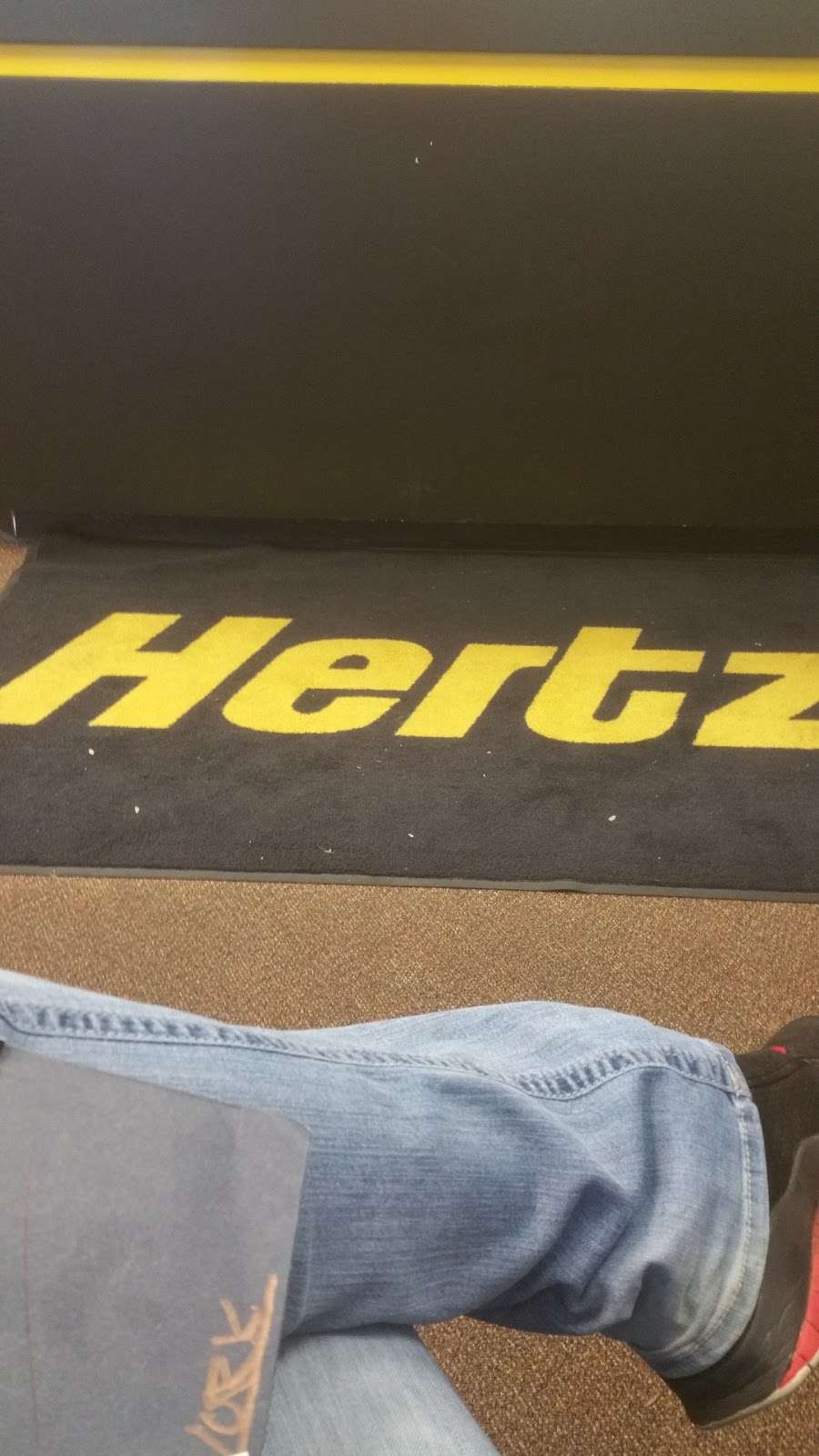 Hertz | 1451 S Green St, Brownsburg, IN 46112 | Phone: (317) 286-3680