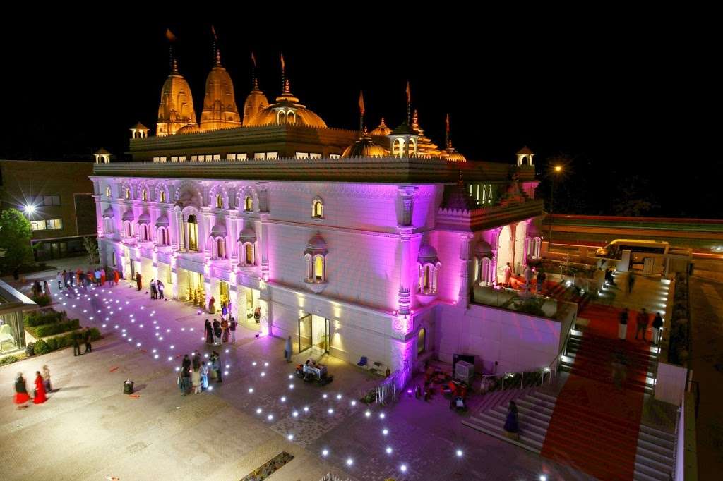 Shree Swaminarayan Mandir Kingsbury | Kingsbury Road, London NW9 8AQ, UK | Phone: 020 8200 1991