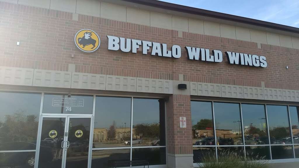 Buffalo Wild Wings | 74 S Weber Rd, Romeoville, IL 60446, USA | Phone: (815) 372-2999