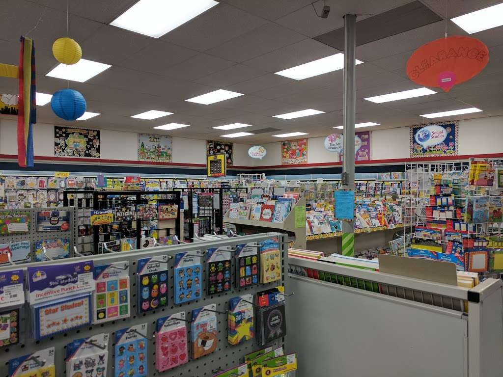 Learning Shop Greendale | 5431 S 76th St, Greendale, WI 53129, USA | Phone: (414) 423-7294