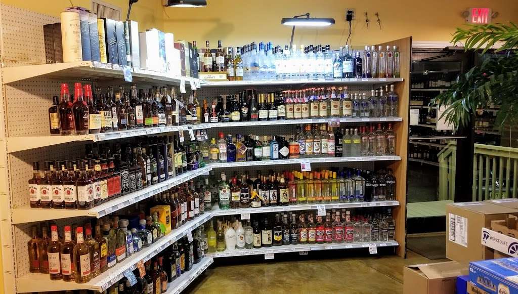 Patriots Crossing Tavern & Wine Shop | 1339 River Rd, Titusville, NJ 08560, USA | Phone: (609) 737-2780