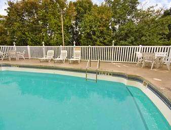 Days Inn by Wyndham Chambersburg | 30 Falling Spring Rd, Chambersburg, PA 17202, USA | Phone: (717) 263-1288