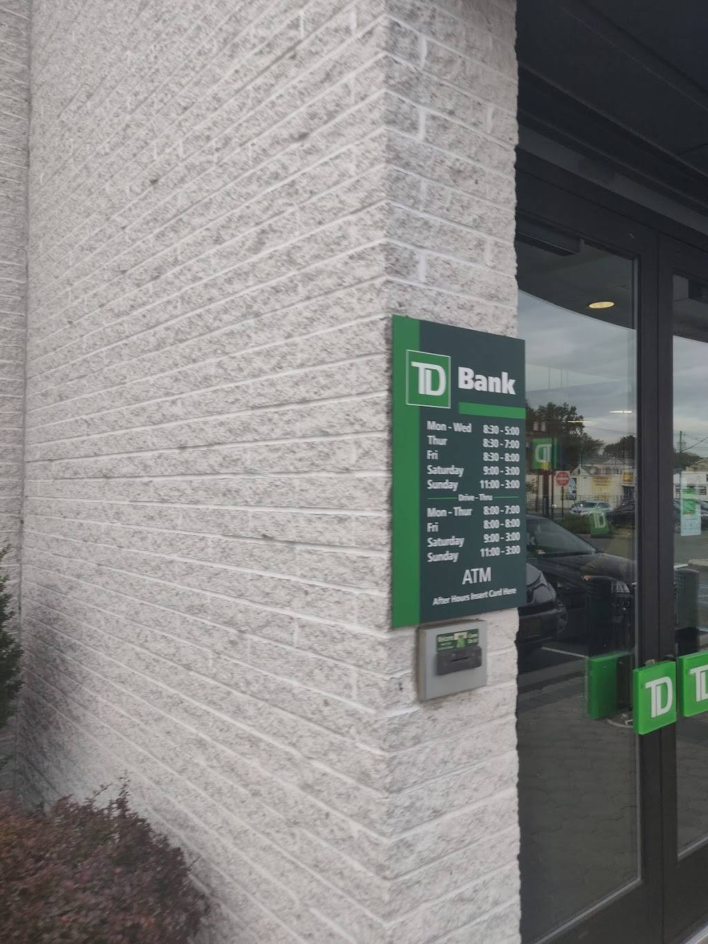 TD Bank | 37 E St Georges Ave, Roselle, NJ 07203 | Phone: (908) 241-1475
