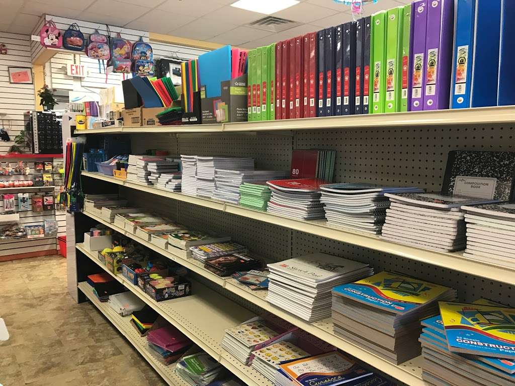 HENG FENG DISCOUNT STORE INC. 99€ | 126 Heyward St, Brentwood, NY 11717, USA | Phone: (646) 338-7238 HENG FENG DISCOUNT STORE INC. 99€ | 126 Heyward St, Brentwood, NY 11717, USA | Phone: (646) 338-7238