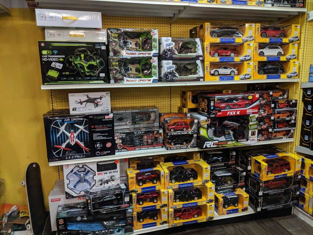 B Toys Zone | 7601 S Cicero Ave, Chicago, IL 60652, USA | Phone: (773) 585-7354