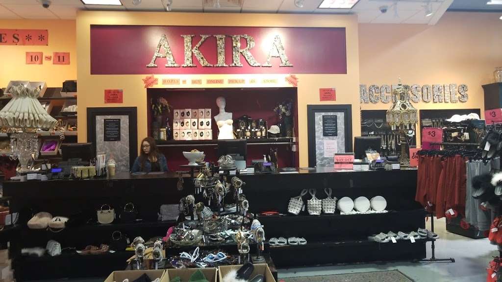 AKIRA | 444 Chicago Ridge Mall Drive, Chicago Ridge, IL 60415 | Phone: (312) 438-6298