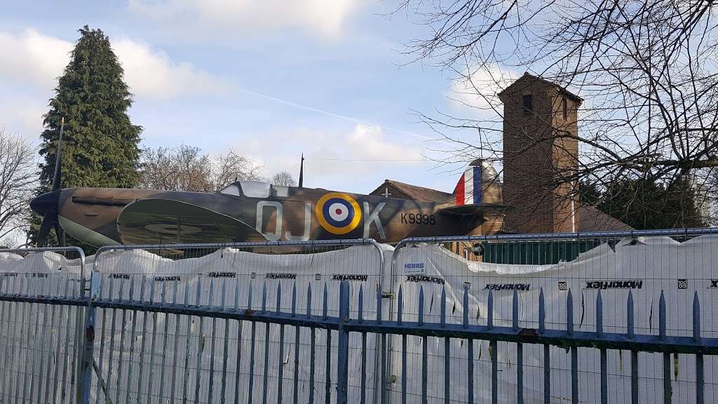 Biggin Hill Memorial Museum | St. Georges RAF Chapel of Remembrance, Main Rd, Biggin Hill, Westerham TN16 3EJ, UK