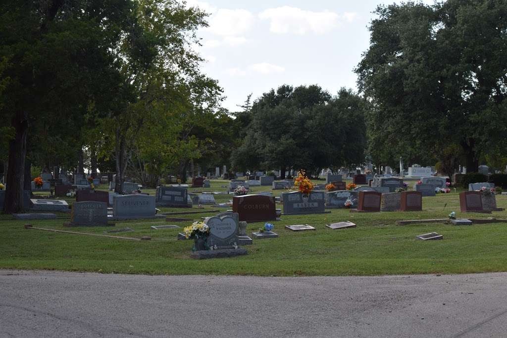 Oakland Cemetery | 801 6th St, Navasota, TX 77868, USA