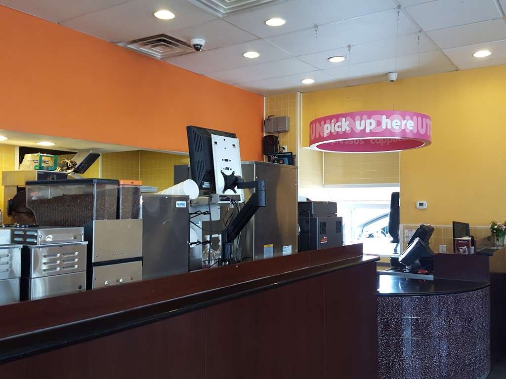 Dunkin | 7601 Lindbergh Blvd, Philadelphia, PA 19153, USA | Phone: (215) 365-4291