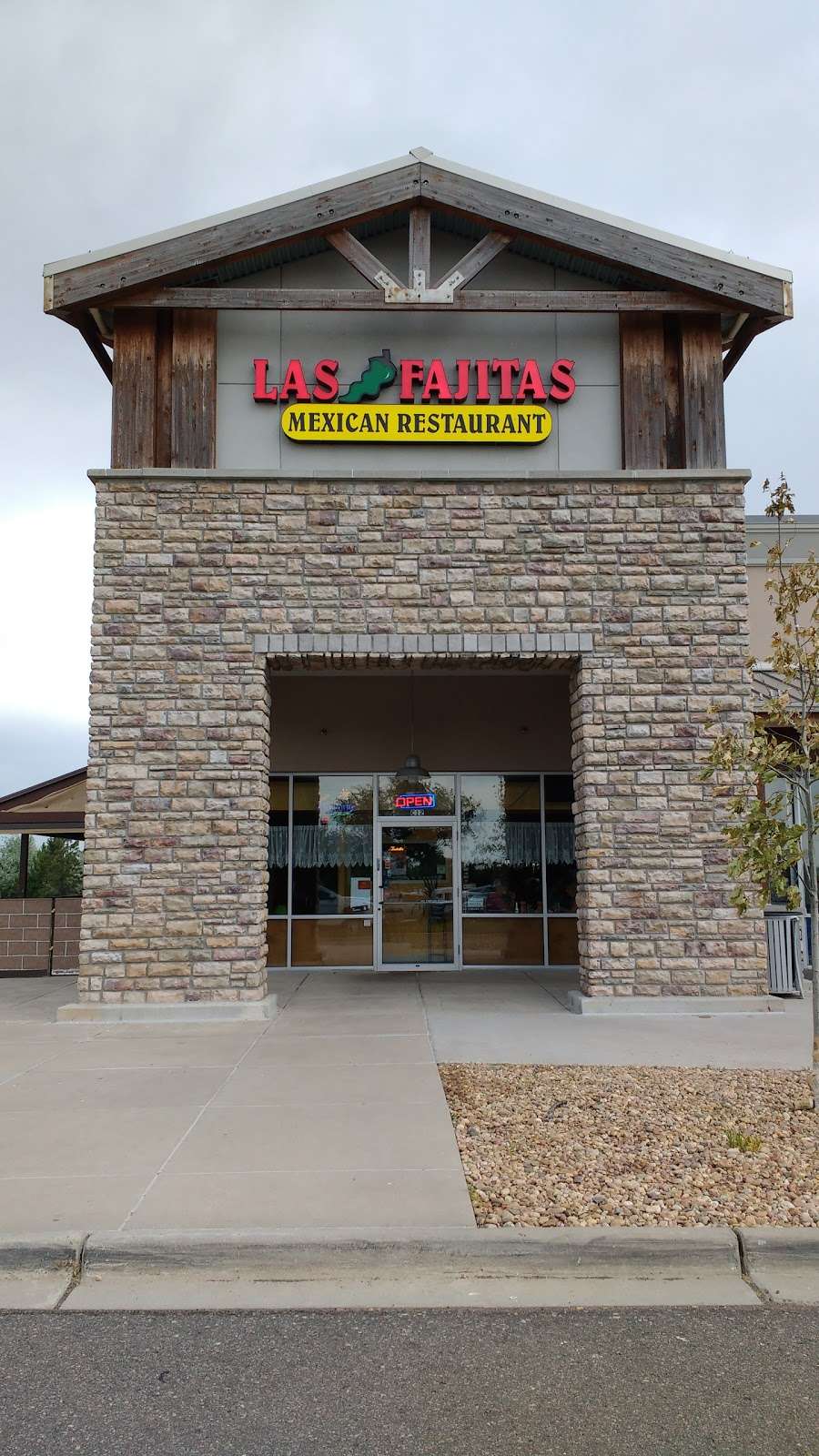 Las Fajitas Mexican Restaurant | 562 E Castle Pines Pkwy, Castle Pines, CO 80108, USA | Phone: (303) 660-1662