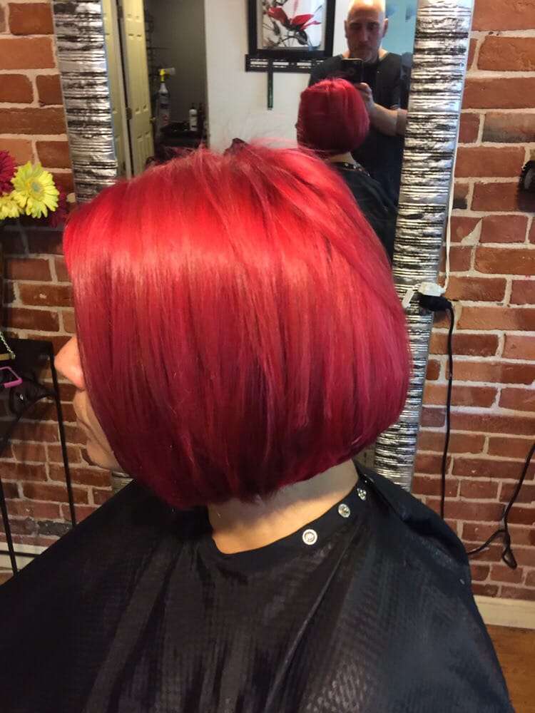 Jimi James Expert Hair Colorist at the private hair salon | 25 Medford St, Chelsea, MA 02150, USA | Phone: (617) 708-5597