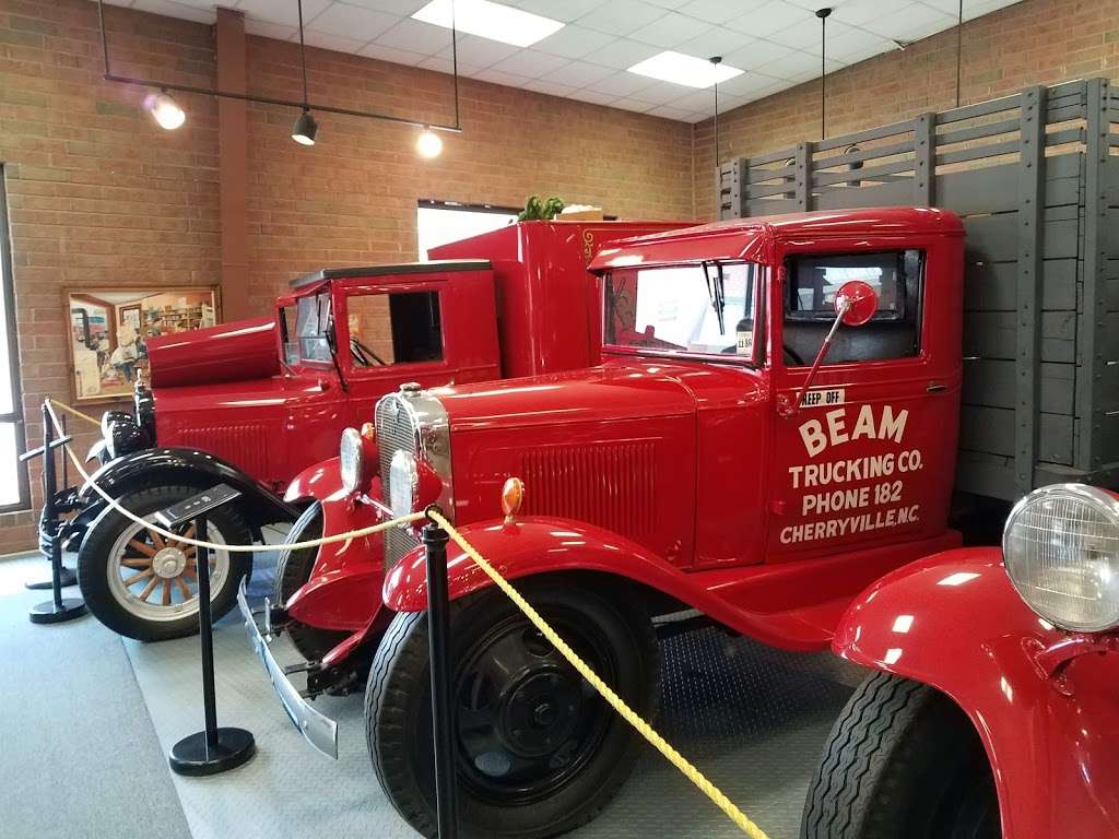 C Grier Beam Truck Museum | 111 N Mountain St, Cherryville, NC 28021, USA | Phone: (704) 435-3072