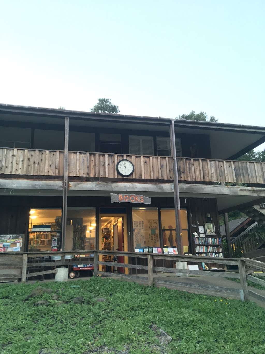 Bolinas Book Exchange | 22 Brighton Ave, Bolinas, CA 94924 | Phone: (415) 868-9080