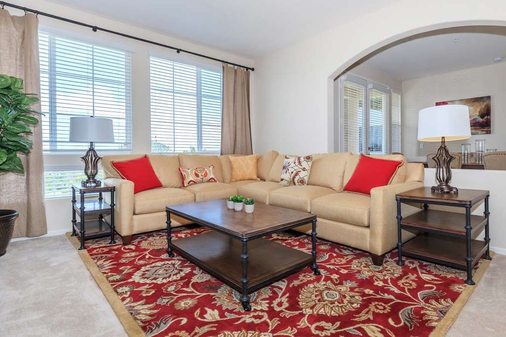 Avia La Jolla Luxury Apartments | 6345 Gullstrand St, San Diego, CA 92122, USA | Phone: (858) 452-4368