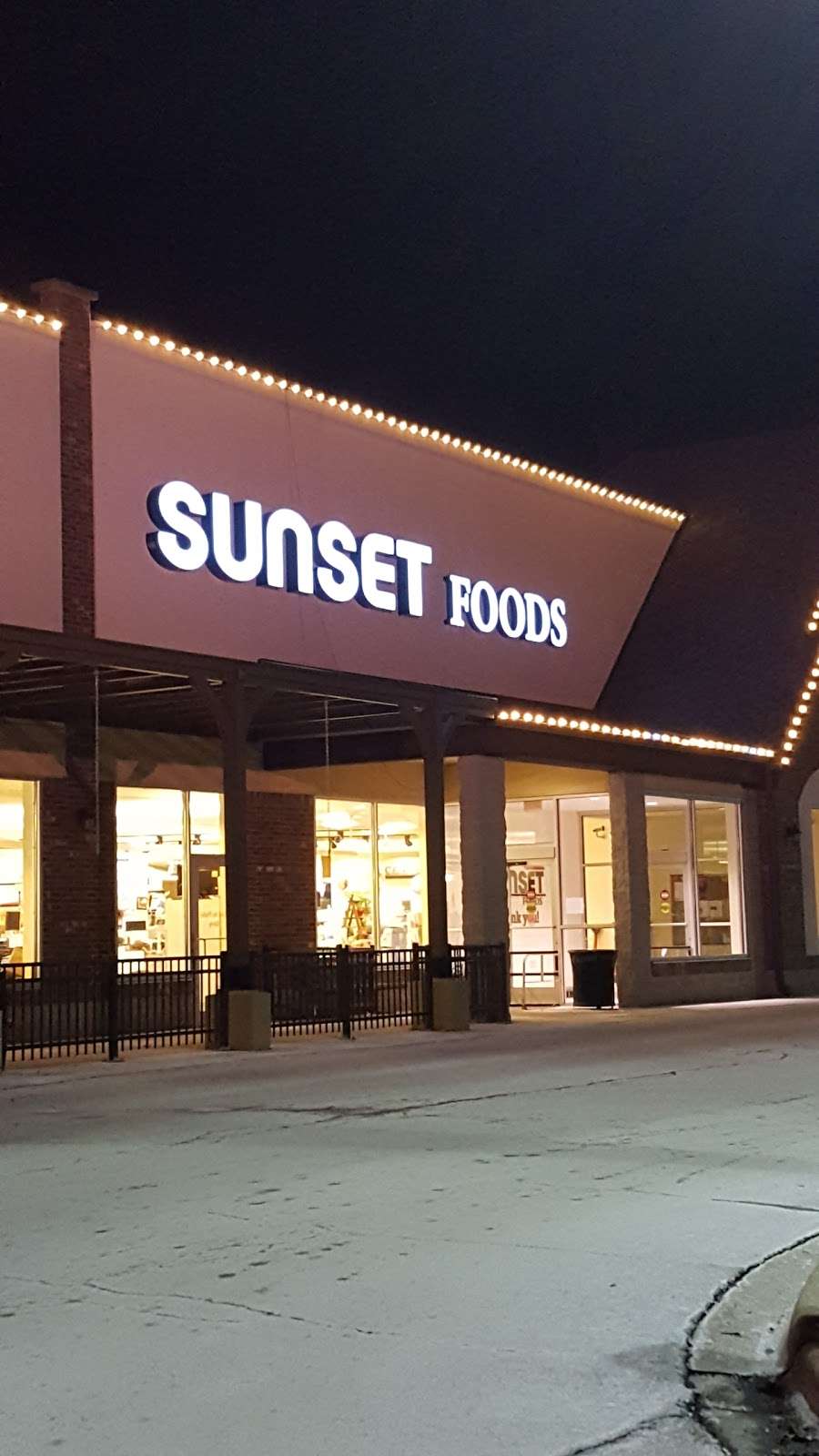 Sunset Foods | 1451 E Peterson Rd, Libertyville, IL 60048, USA | Phone: (847) 573-9570