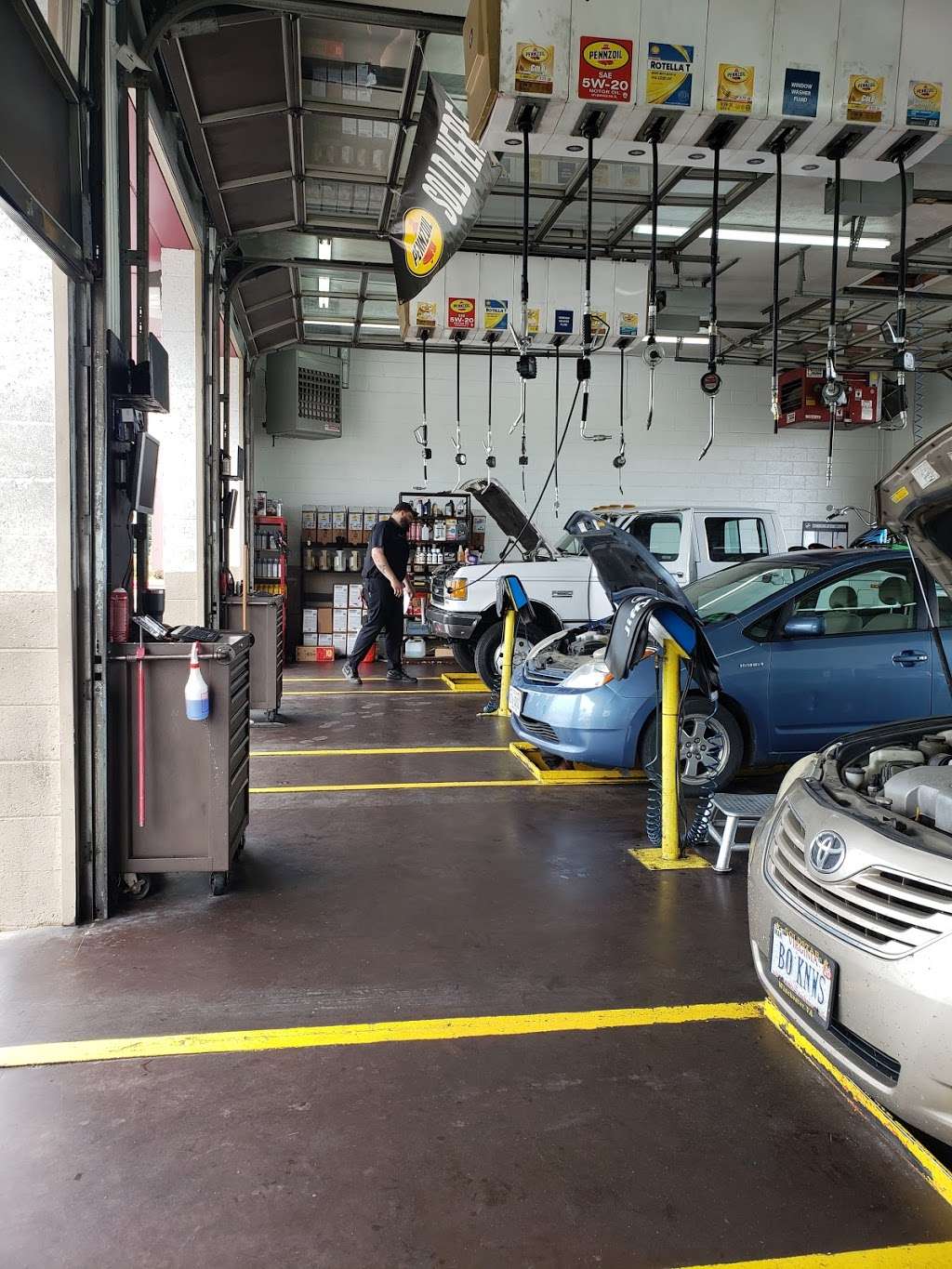 Jiffy Lube | 4141 Valley Pike, Winchester, VA 22602, USA | Phone: (540) 869-3622