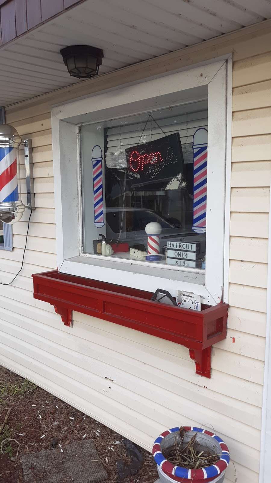 Cocoa Cuts Barbershop | 820 Forrest Ave, Cocoa, FL 32922, USA | Phone: (321) 591-7113