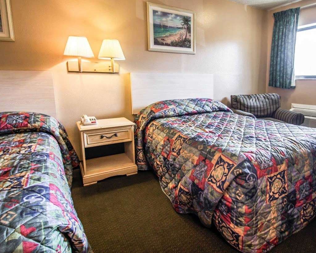 Rodeway Inn | 1317 S Orange Blossom Trail, Apopka, FL 32703, USA | Phone: (407) 886-1010