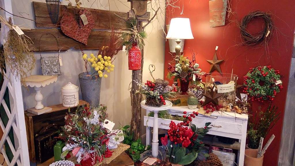 Wild Rose Florist | 217 S Lincolnway St, North Aurora, IL 60542 | Phone: (630) 896-6566