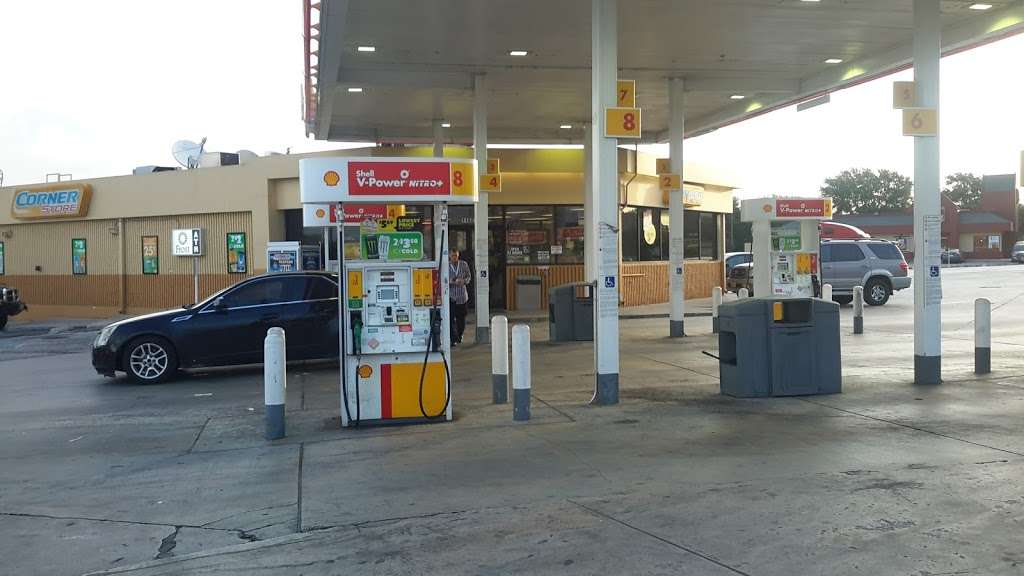 Shell | 11607 I-35 Frontage Rd, San Antonio, TX 78233, USA | Phone: (210) 599-7200