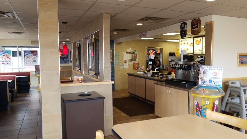 Dairy Queen Grill & Chill | 1600 15th Ave, Union Grove, WI 53182, USA | Phone: (262) 878-3930