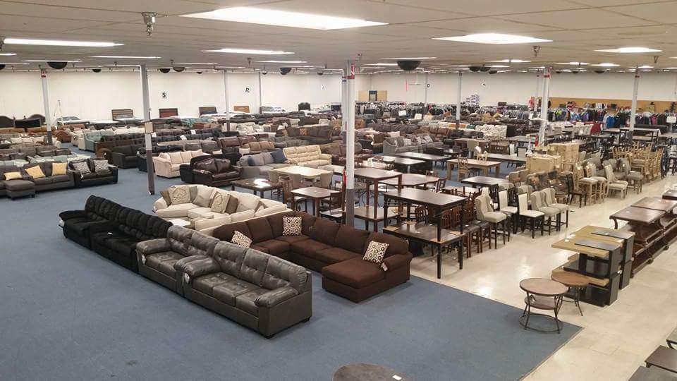 Comptons Furniture and More | 718 Wollard Blvd, Richmond, MO 64085 | Phone: (816) 776-2311