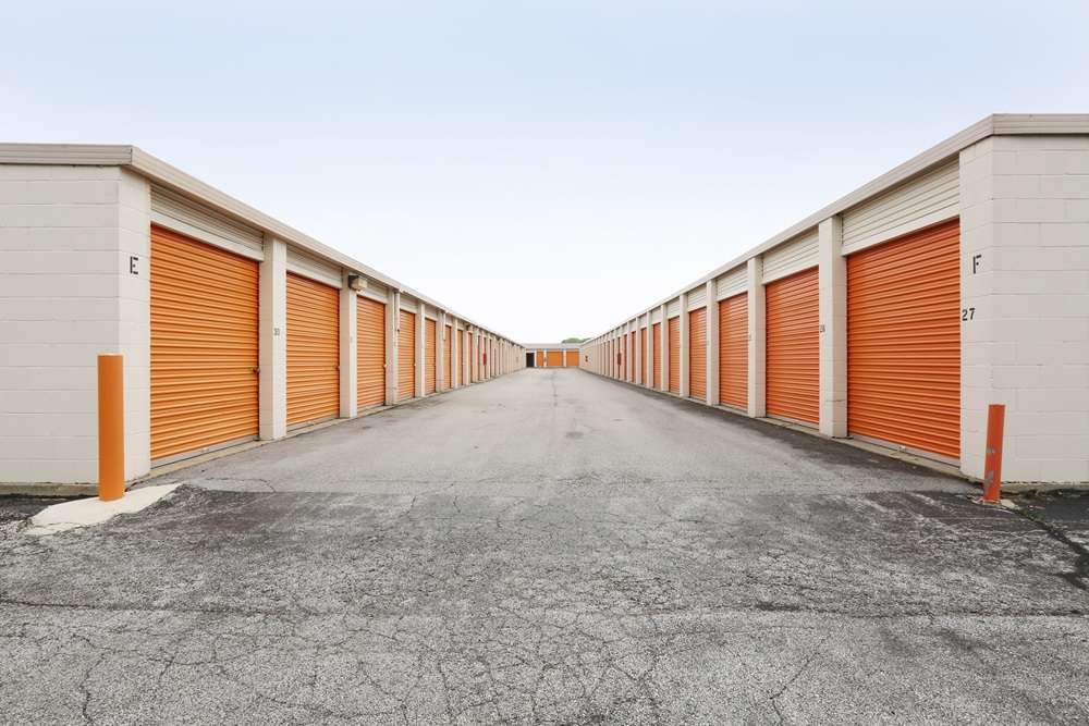 Public Storage | 12730 S Pulaski Rd, Alsip, IL 60803 | Phone: (708) 377-3900