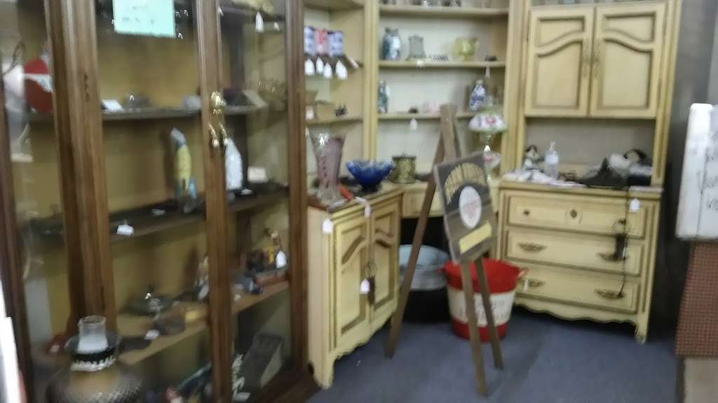 Treasure Island Consignment Store | 354 U.S. Hwy 70 SW, Hickory, NC 28602, USA | Phone: (828) 855-7936
