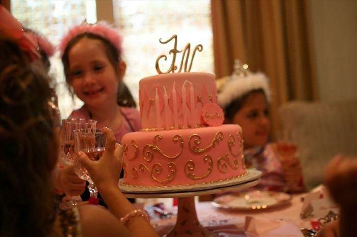 Fantasy Celebrations Princess Tea Parties | 3309 Redwood Grove St, Pearland, TX 77581, USA | Phone: (281) 460-5400