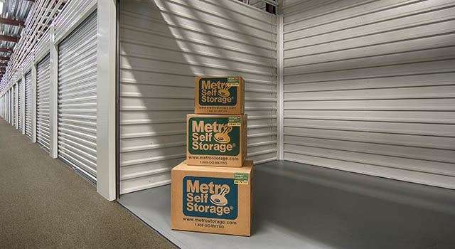 Metro Self Storage | 1951 W Lake St, Addison, IL 60101, USA | Phone: (847) 230-4224