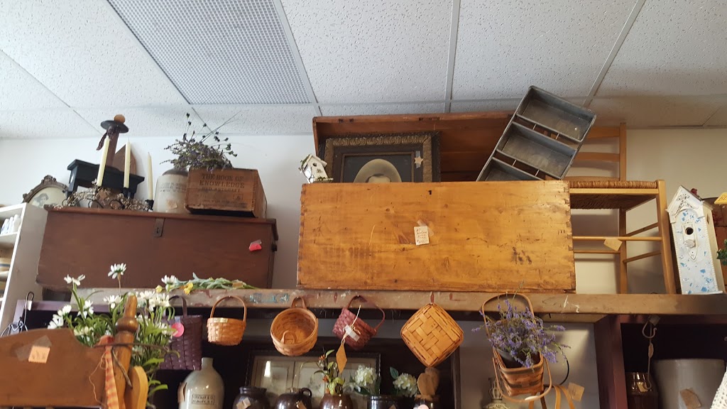 CHRISTYS MARKET ANTIQUES | 505 N Main St, Ottawa, KS 66067, USA | Phone: (785) 242-4098