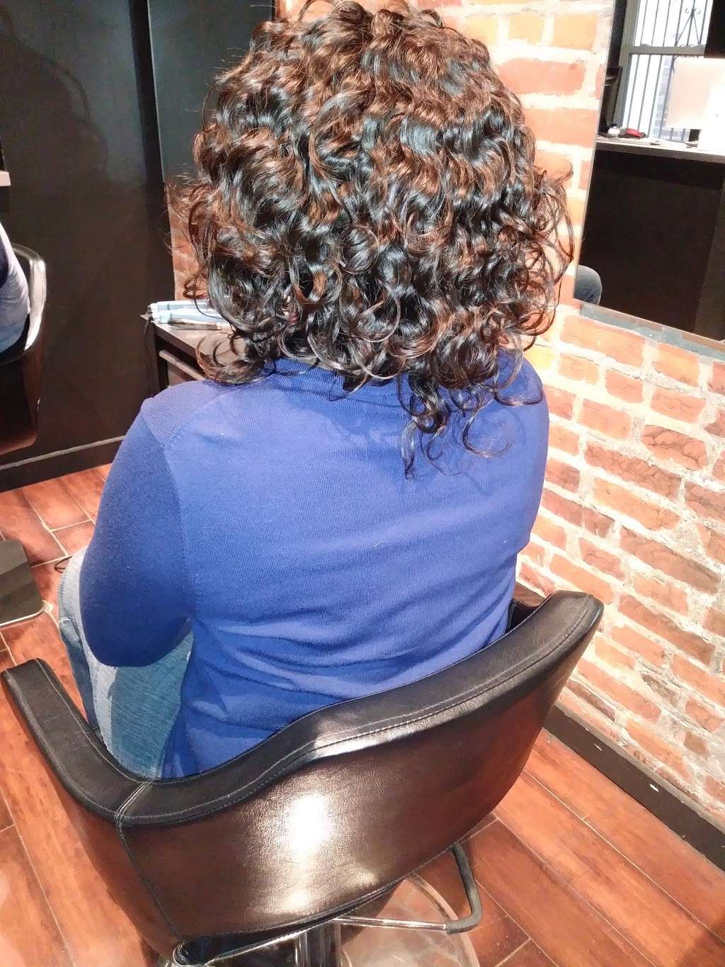 The Weave Bar | 444 S 52nd St, Philadelphia, PA 19143, USA | Phone: (215) 476-4247