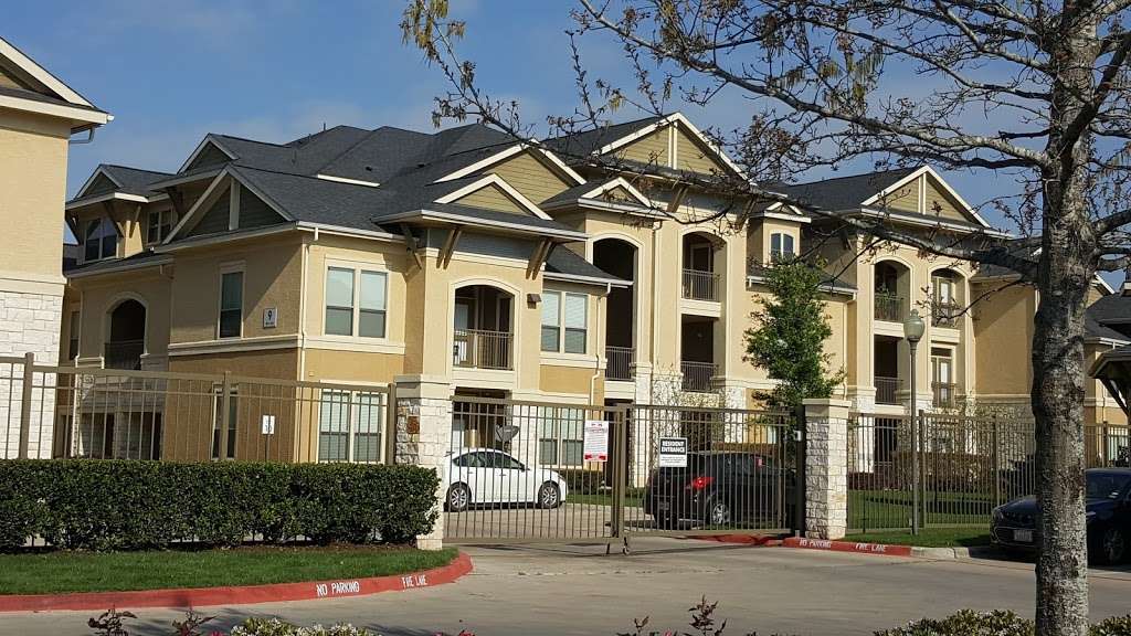 Dolce Living Rosenberg Apartment Homes | 7145 Reading Rd, Rosenberg, TX 77471, USA | Phone: (281) 239-0595