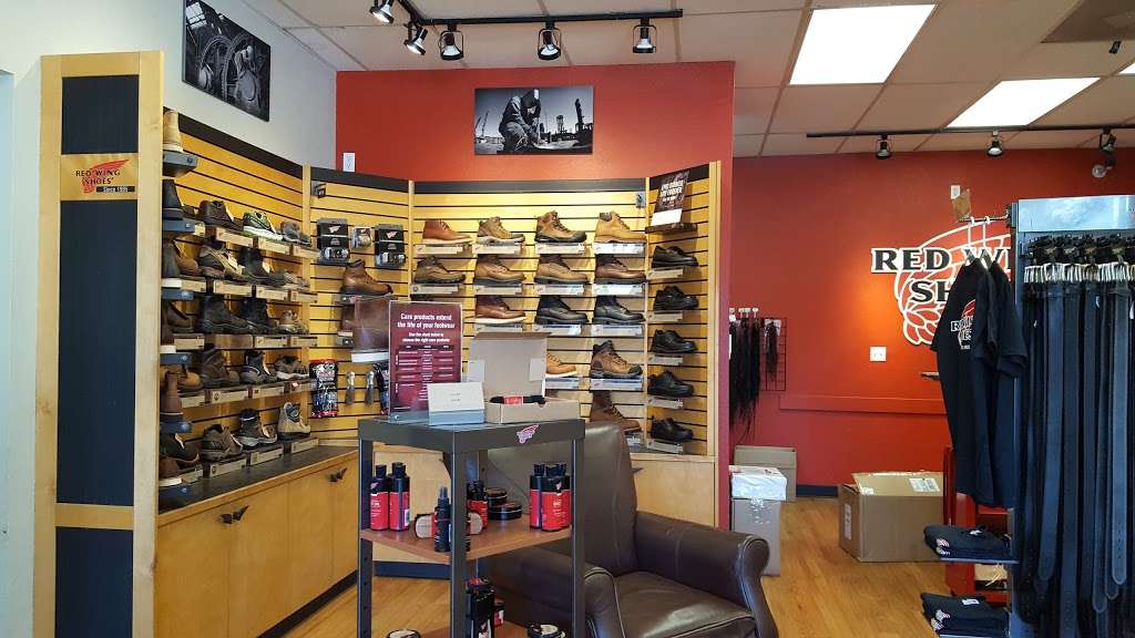 Red Wing | 3307 W Magnolia Blvd, Burbank, CA 91505, USA | Phone: (818) 842-4910