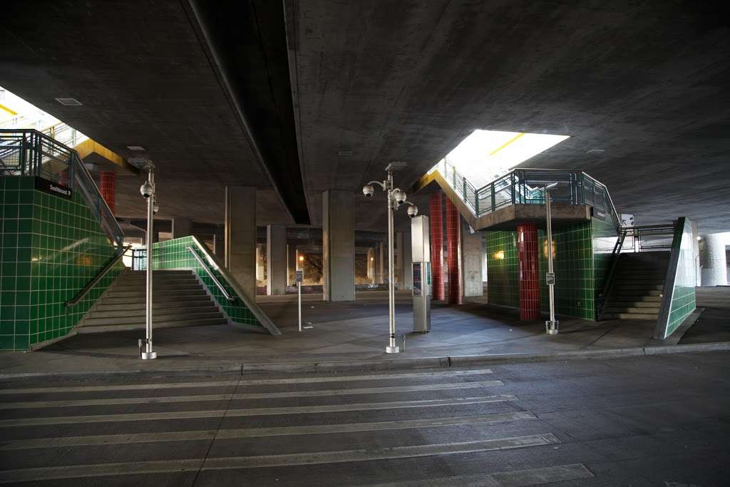 37th St. Transitway Station | Los Angeles, CA 90089, USA