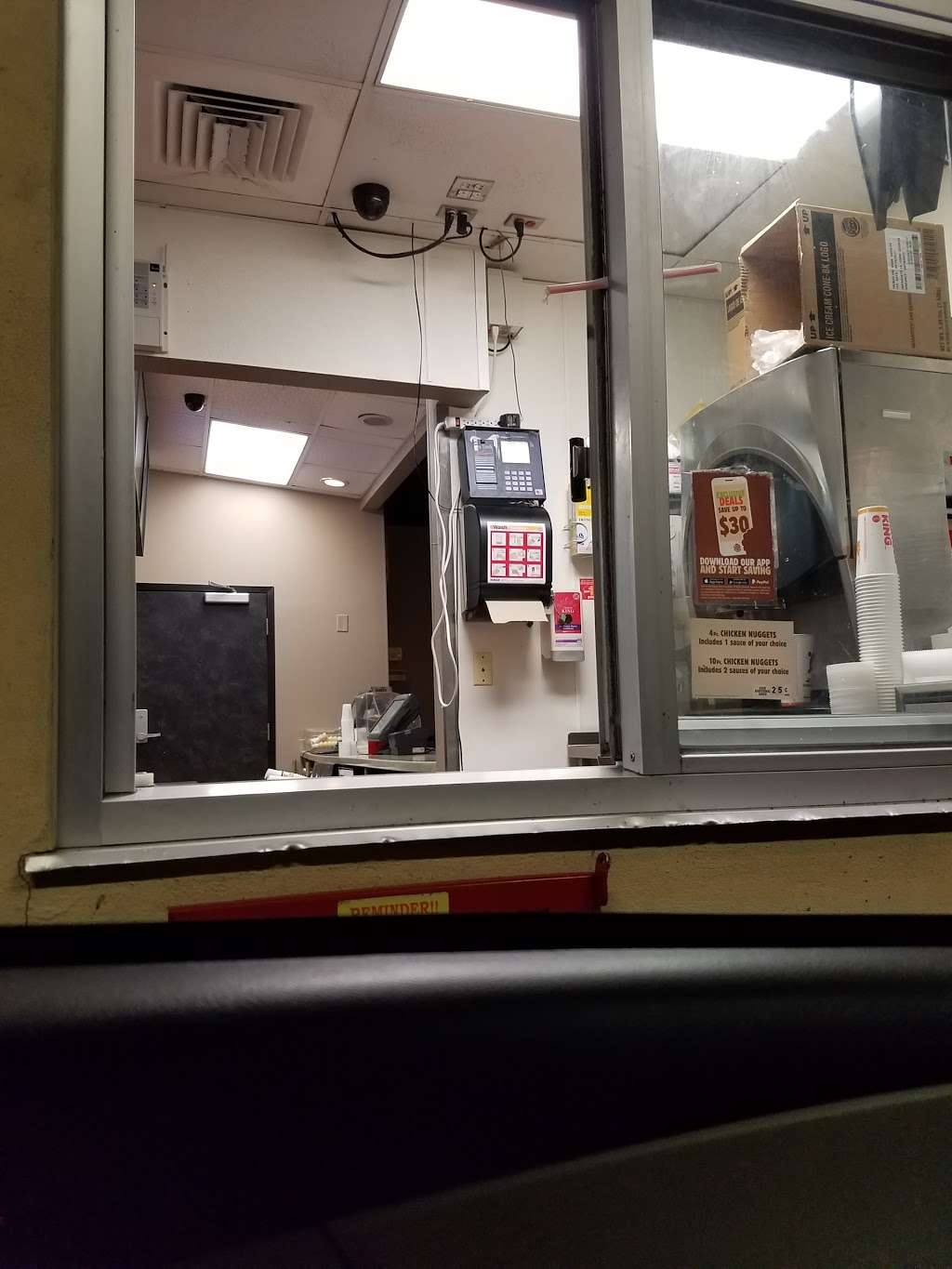 Burger King | 728 S Alafaya Trail, Orlando, FL 32828 | Phone: (407) 249-9722