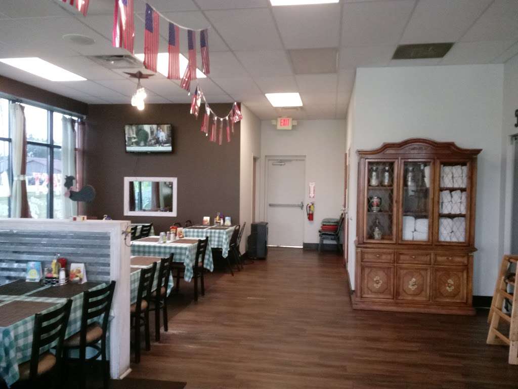 Southern Comfort Cafe and Brick Oven | 801 Spring Lake Dr, Trafalgar, IN 46181, USA | Phone: (317) 878-4003