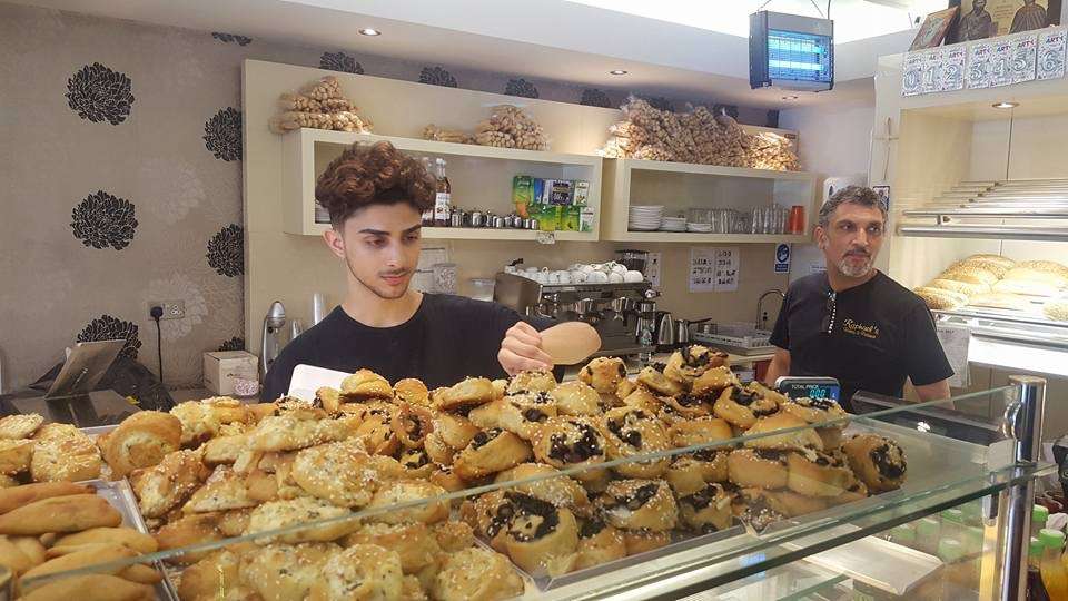 Raphaels Bakery & Patisserie | 4 Station Parade, Cockfosters Road, Barnet EN4 0DL, UK | Phone: 020 8449 9595