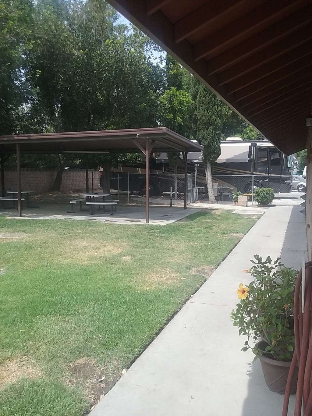 San Bernardino RV Park | 1080 9th St, San Bernardino, CA 92410 | Phone: (909) 381-2276