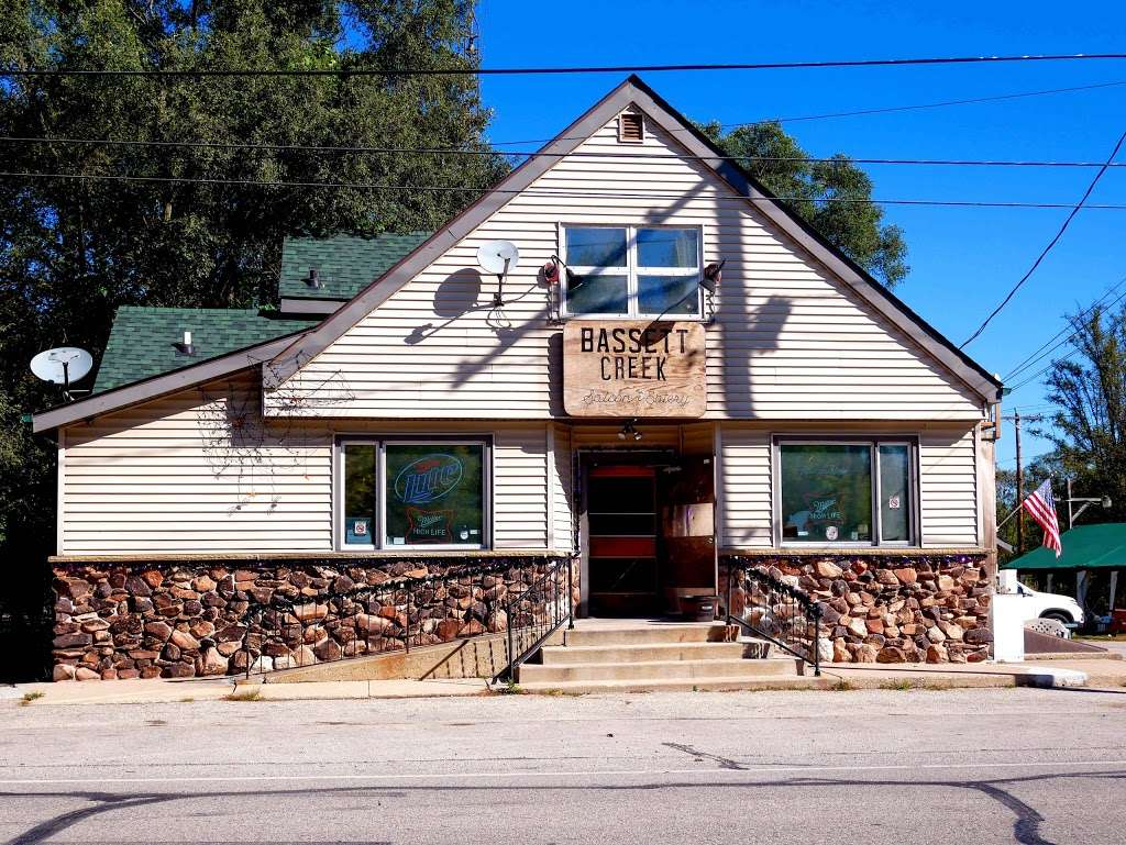 Bassett Creek Saloon and Eatery | 34410 Bassett Rd, Bassett, WI 53101, USA | Phone: (262) 877-9088