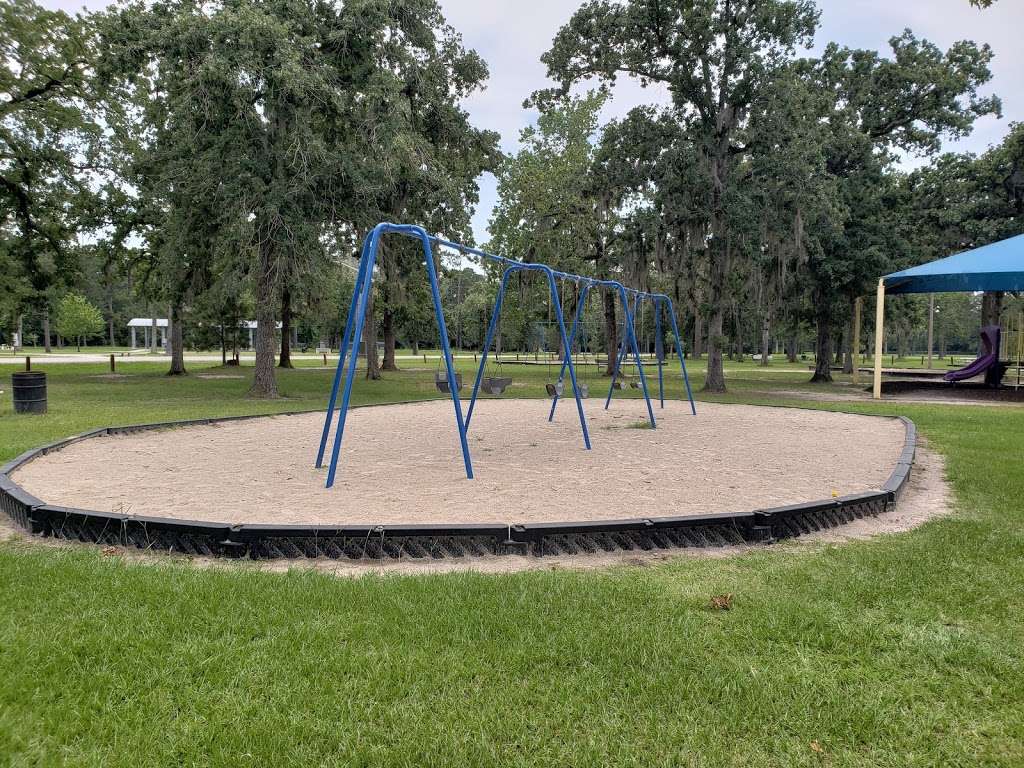 Alexander Deussen Park | 12303 Sonnier St, Houston, TX 77044, USA | Phone: (713) 440-1587