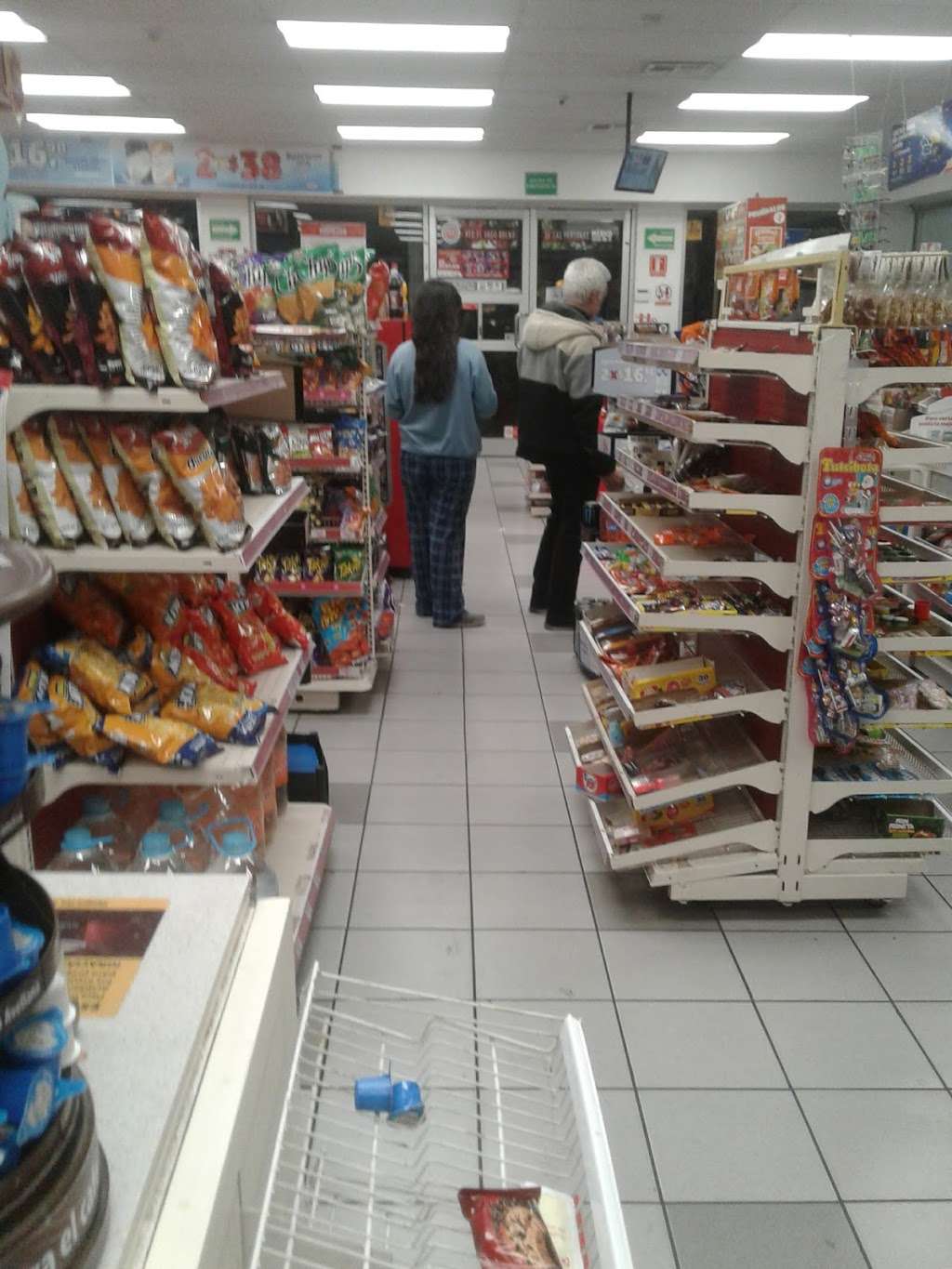 OXXO CECEÑA | Paseo Del Centenario, De Tijuana 9575, Zona Urbana Rio Tijuana, 22010 Tijuana, B.C., Mexico