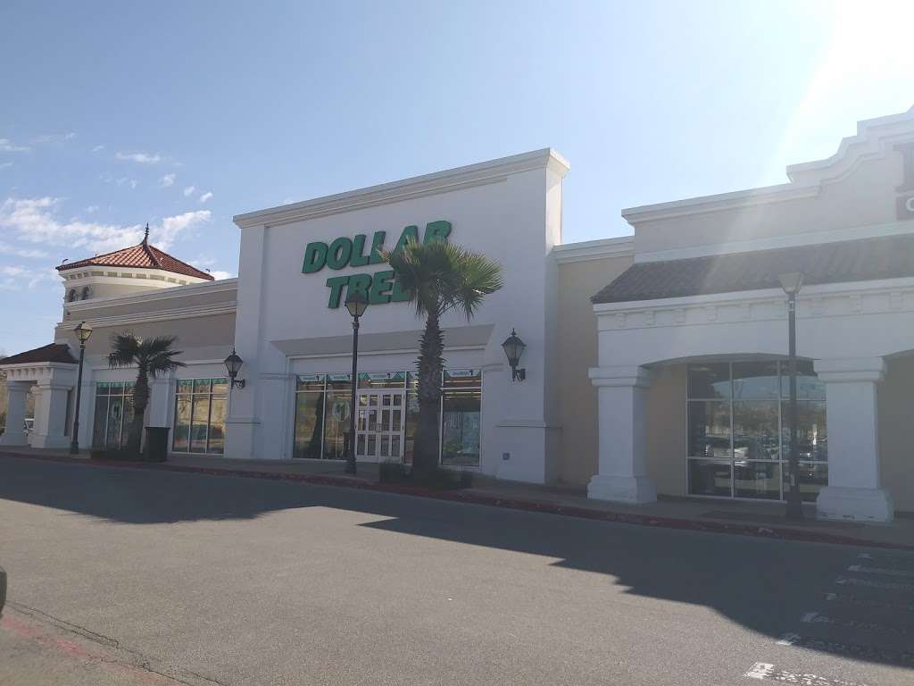 Dollar Tree | 17802 La Cantera Pkwy Ste 117, San Antonio, TX 78257, USA | Phone: (210) 236-3391