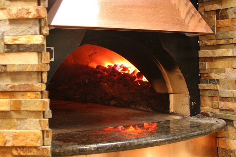 Mark & Tonis Coal Fired Pizza | 121 Trapelo Rd, Belmont, MA 02478 | Phone: (617) 484-5510